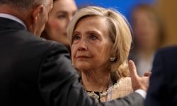 Hillary Clinton, Epstein belgelerine sert tepki gösterdi