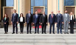 Öztürkler: “Anavatanla kopmaz bağlarımız her türlü tehlikeye karşı güç vermeye devam edecek”