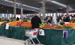 İskele Belediyesi Kapalı Pazar Yeri ve Terminal Alanı törenle açıldı