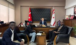 İçişleri Bakanı Oğuz, yabancı öğrencilerin muhaceret sorunlarını dinledi