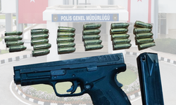 Polisten “Karanlık Hedef Operasyonu”… Tabanca, şarjör ve canlı mermi ele geçirildi