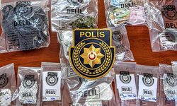 Polis, İskele’deki operasyonda uyuşturucu ve para ele geçirdi
