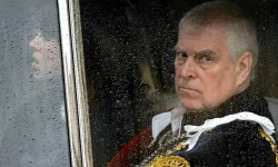 Prenslikten oldu tahtı da kaybedecek