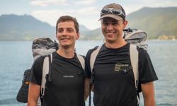 Fransa'dan Çin'e bir buçuk yılda yürüdüler