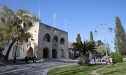 Rum Bakanlar Kurulu, suçla mücadele gerekçesiyle telefon verilerini erişim sağlayan yasayı onayladı