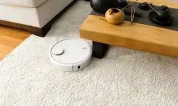 Robot süpürgenin ayarlarıyla oynarken yanlışlıkla 24 ülkeden 7 bin kamerayı ele geçirdi