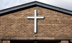 İngiliz piskopos, cinsel saldırı iddiaları nedeniyle gözaltına alındı