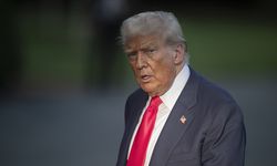 Trump, Obama ailesine yönelik "ırkçı" paylaşımı kınarken, paylaşım için özür dilemeyi reddetti