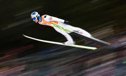 Kayakla atlamada bazı sporcuların vücutlarına "asit enjekte ederek" haksız rekabet sağladığı iddiası