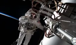 NASA astronotların akıllı telefon kullanmasına izin verecek