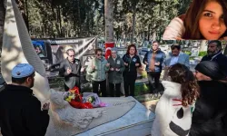Özgecan Aslan ölümünün 11. yılında Mersin'deki mezarı başında anıldı