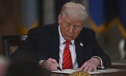 Trump Arakçi görüşmelerin Maskat'ta yapılacağını doğruladı