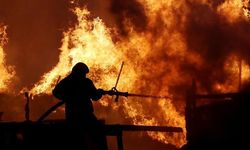 Hindistan'da fabrikada meydana gelen patlamada 17 kişi öldü