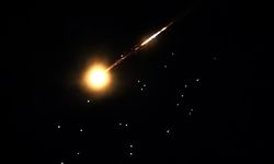 İsrail ordusu, İran'dan yeni füze misilleme saldırılarının başlatıldığını açıkladı