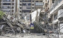 İsrail, halkı yerlerini terk etmeye zorladığı Beyrut'un Dahiye bölgesini bombalamayı sürdürüyor