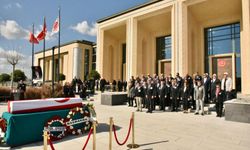 Merhum siyasetçi Salih Coşar son yolculuğuna uğurlanıyor...Coşar için Meclis’te tören düzenlendi