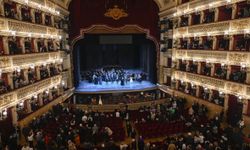 Dünyanın en eski opera sahnelerinden Teatro di San Carlo, 290. yaşını kutlamaya hazırlanıyor