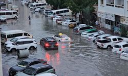 Körfez ülkelerinde aşırı yağışlar ve sel, can kaybına neden oldu