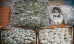 Gönyeli’de, “Sessiz Takip Operasyonu” kapsamında 3 kilo 596 gram hintkeneviri ile 622 gram kokain ele geçirildi