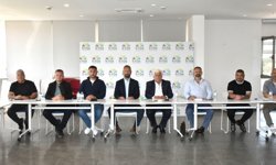 Kamuda örgütlü sendikalar gelinen noktayı değerlendirmek için toplantı yapıyor