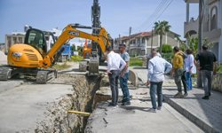 Kerpiçevler Sokak bölgesinde kanalizasyon altyapı çalışmaları sürüyor