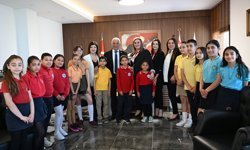 23 Nisan Ulusal Egemenlik ve Çocuk Bayramı… Özçınar: “Çocuklar geleceğin teminatıdır”