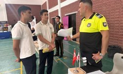 Girne Anafartalar Lisesi’ndeki kariyer gününde polis mesleği tanıtıldı