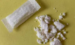 Fransa'da nikotin poşeti ve sakızı yasaklandı