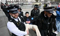 Londra'da 'Palestine Action' grubuna destek eyleminde 92 kişi gözaltına alındı