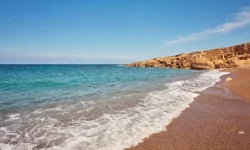 Akama sahilinde bir erkek cesedi bulundu