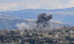 İsrail: "Lübnan'ın güneyindeki Bint Cubeyl'de kuşatmayı tamamladık"