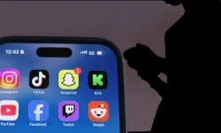 Fransız Senatosu kabul etti. 15 yaş altına kısmi sosyal medya yasağı