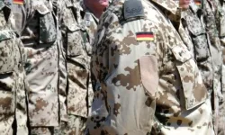 Alman Silahlı Kuvvetlerinden 1 milyar avroyu aşan askeri kamyon siparişi