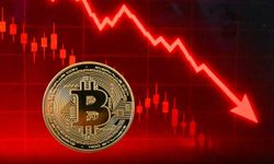 Bitcoin'in değeri 8 ayda yarıya düştü