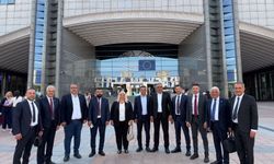 Belediye Birliği, başkanların katılımıyla Avrupa Parlamentosu’nda toplantıya katıldı