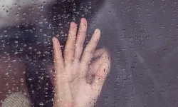 Kaygı bozukluğu genç yaşa kayıyor: Ne zaman sorun, nasıl baş edilir?