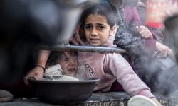 Dünyanın dört bir yanındaki savaşların yükünü en fazla çocuklar çekiyor
