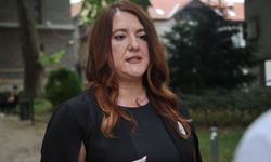 Srebrenitsa'daki soykırımda öldürülen 10 kişi toprağa veriliyor