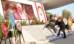 Rauf Raif Denktaş’ın Anıt Mezarı’nda tören düzenlendi