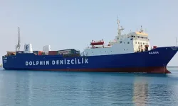 Mersin Limanı’nda aylardır bekleyen araç ve yükler Kıbrıs’taki sahiplerini mağdur ediyor