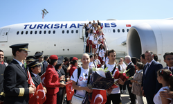 Filenin Sultanları şampiyonluk sonrası Türkiye'ye döndü