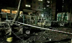 Ukrayna: "Rusya'nın minibüse İHA'yla düzenlediği saldırıda 4 kişi öldü, 5 kişi yaralandı"