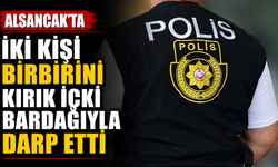 Alsancak’ta iki kişi birbirini kırık içki bardağıyla darp etti