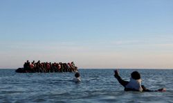 Fransa'ya gönderilen göçmenler kayıp: "Onlarca çocuğun akıbeti bilinmiyor"