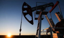 Brent petrolün varili 95,60 dolardan işlem görüyor