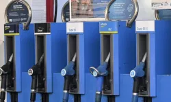 Orta Doğu’daki gerilim Almanya’da benzin fiyatlarını rekor seviyeye taşıdı
