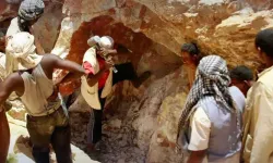 Sudan'da altın madeninde meydana gelen göçükte en az 67 kişi hayatını kaybetti