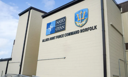 NATO'nun Müşterek Kuvvet Komutanlığı Norfolk'un komutası ilk kez Avrupalı generale verildi