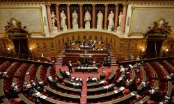 Fransa, 178 senatörü belirlemek için sandık başında