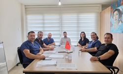 Özgöçmen, “Hemşireler, seçim dönemlerinde hatırlanacak bir hizmet unsuru değildir”